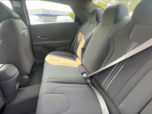 New 2025 Hyundai Elantra Sport image 10