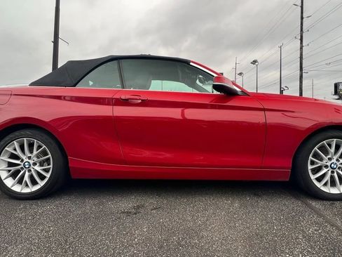 Used 2016 BMW 228i Convertible image 9
