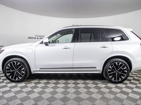 Used 2026 Volvo XC90 T8 Ultra w/ Protection Package Premier AWD/4WD image 9