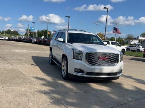 Used 2020 GMC Yukon Denali w/ Open Road Package AWD/4WD image 3