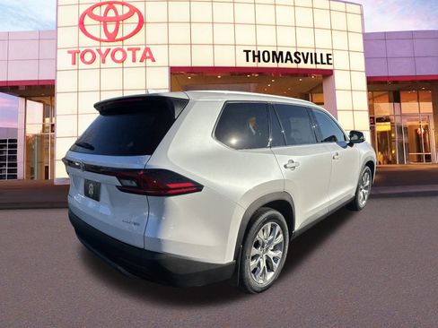 New 2026 Toyota Grand Highlander AWD Hybrid image 5