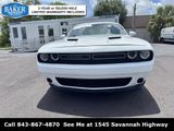 Used 2019 Dodge Challenger SXT image 4