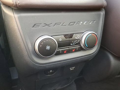 New 2026 Ford Explorer Platinum w/ LUX Leather Package image 15