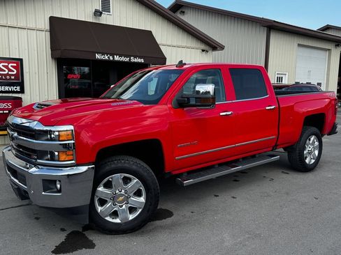 Used 2019 Chevrolet Silverado 2500 LTZ w/ LTZ Plus Package AWD/4WD image 1