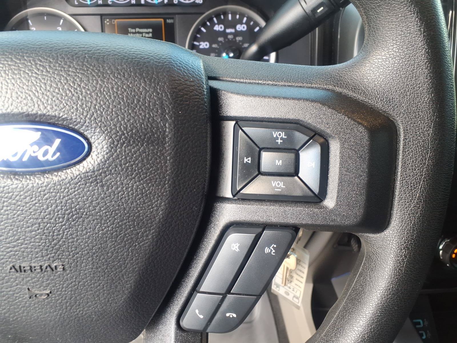 Used 2019 Ford F250 XLT w/ XLT Premium Package AWD/4WD image 29