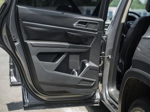 Used 2019 Volkswagen Atlas SE w/ Towing Package FWD image 45