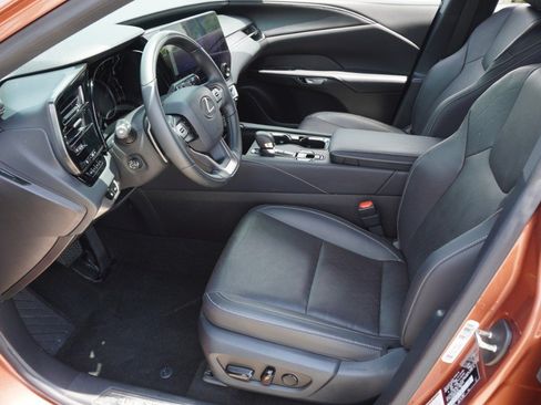 Certified 2023 Lexus RX 350 Premium Plus w/ Cold Area Package FWD image 13
