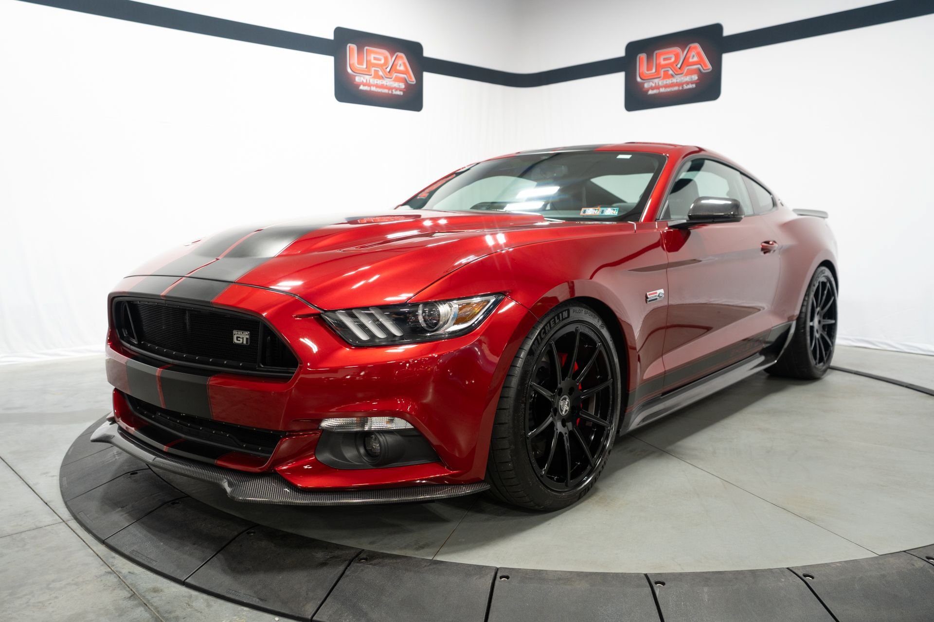 Used 2015 Ford Mustang GT Premium RWD image 4