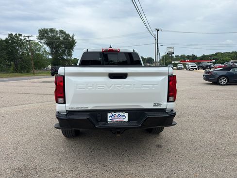 Used 2024 Chevrolet Colorado Trail Boss w/ Technology Package AWD/4WD image 30