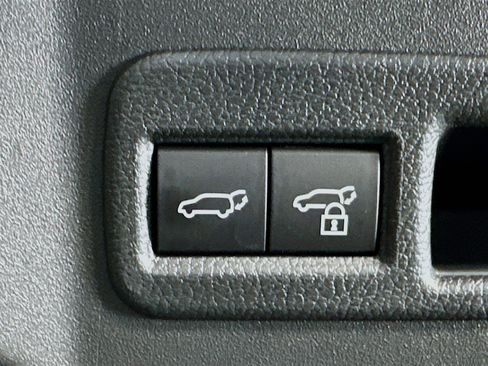 Used 2026 Toyota bZ FWD image 32