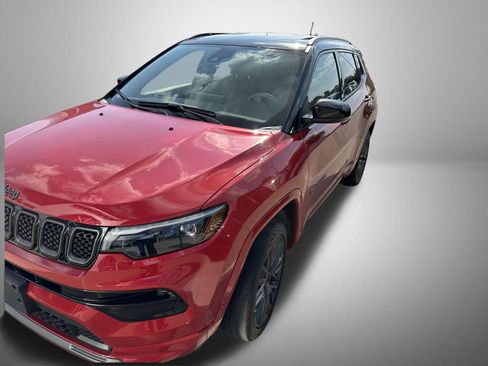 Used 2023 Jeep Compass High Altitude AWD/4WD image 1