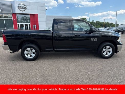 Used 2024 RAM 1500 Classic SLT AWD/4WD image 8
