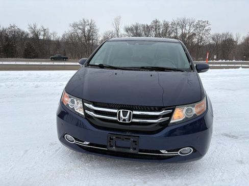 Used 2016 Honda Odyssey Touring image 2