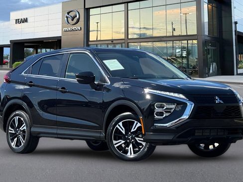 Used 2024 Mitsubishi Eclipse Cross SE AWD/4WD image 2