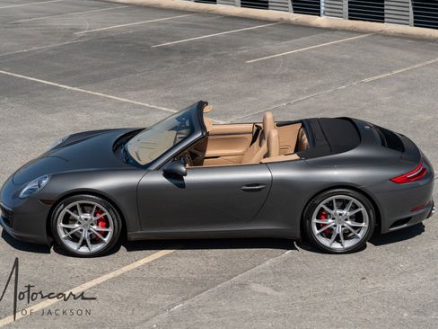 Used 2017 Porsche 911 Carrera S image 22