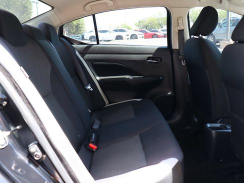 Used 2021 Nissan Versa SV FWD image 27