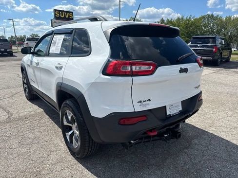 Used 2014 Jeep Cherokee Trailhawk w/ Leather Interior Group AWD/4WD image 16