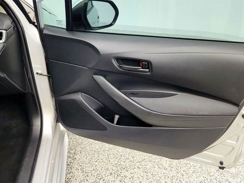 Used 2022 Toyota Corolla LE image 24