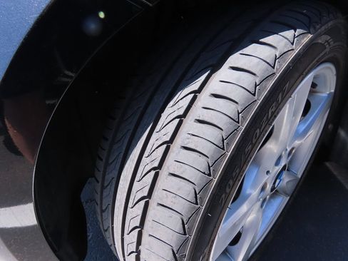 Used 2012 BMW 128i Convertible RWD image 14