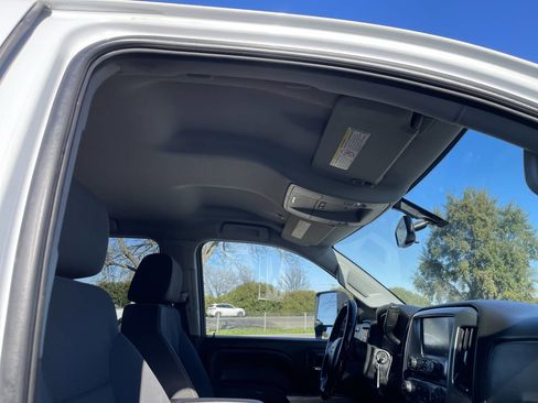 Used 2019 Chevrolet Silverado 2500 LT image 43