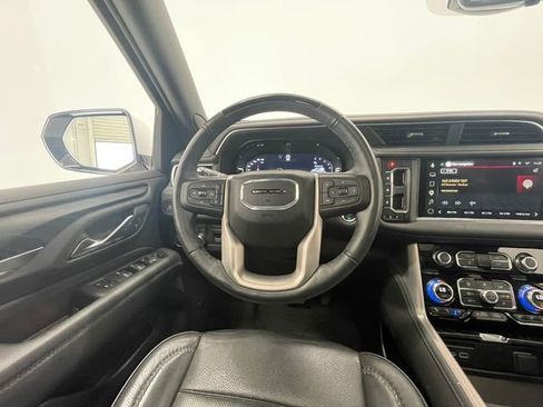 Used 2024 GMC Yukon Denali w/ Advanced Technology Package RWD image 22