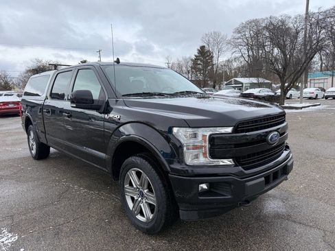Used 2018 Ford F150 Lariat w/ Equipment Group 502A Luxury image 9