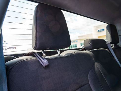 Used 2022 Chevrolet Silverado 1500 Custom RWD image 22
