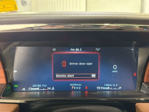 Used 2023 Lincoln Navigator Reserve image 16