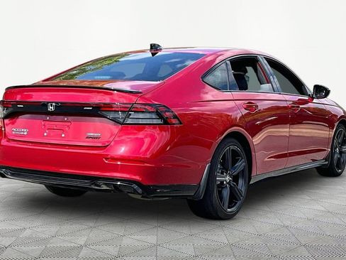 Used 2025 Honda Accord Sport image 6