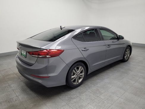 Used 2018 Hyundai Elantra SEL image 10