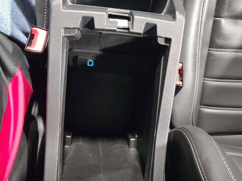 Used 2019 Ford Escape SEL image 37