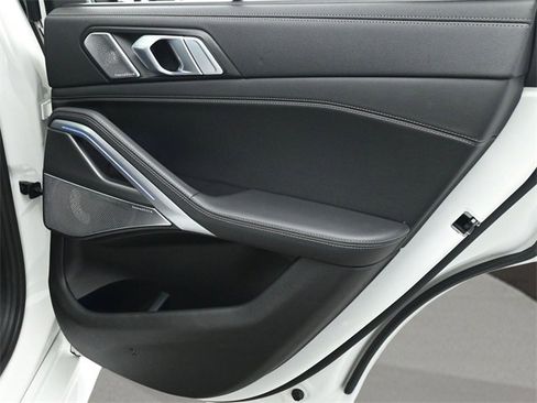 Used 2020 BMW X6 M50i w/ Executive Package image 17