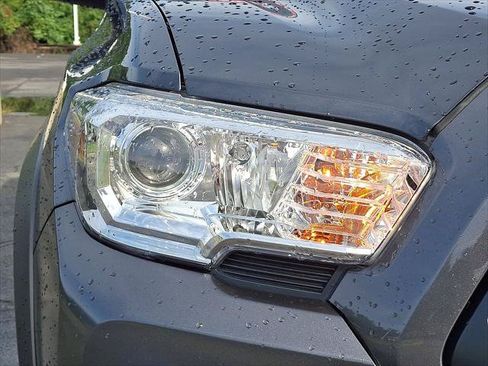 Certified 2023 Toyota Tacoma 4x4 Double Cab w/ Trail Edition image 28