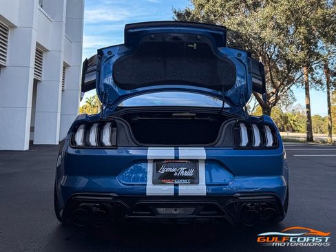 Used 2020 Ford Mustang Shelby GT500 w/ Carbon Fiber Track Pack image 47