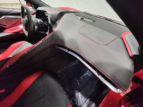 Used 2021 Chevrolet Corvette Stingray Preferred Cpe w/ Z51 Performance Package image 21