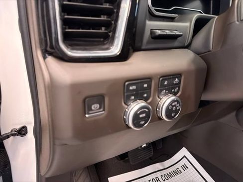Used 2023 GMC Sierra 1500 Denali w/ Denali Reserve Package AWD/4WD image 23