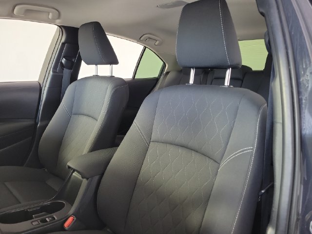Used 2025 Toyota Corolla LE FWD image 20