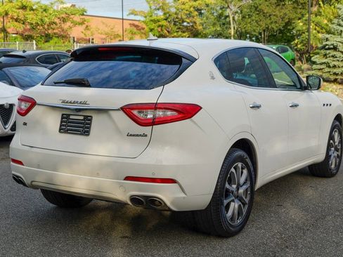 Used 2019 Maserati Levante image 7
