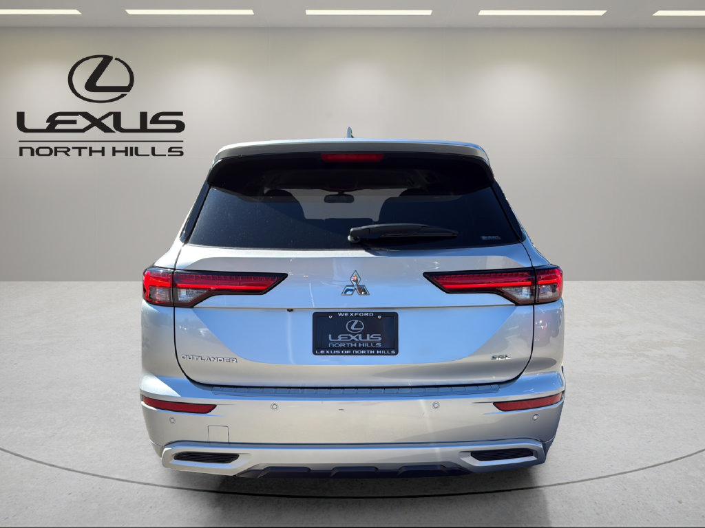 Used 2022 Mitsubishi Outlander SEL AWD/4WD image 7