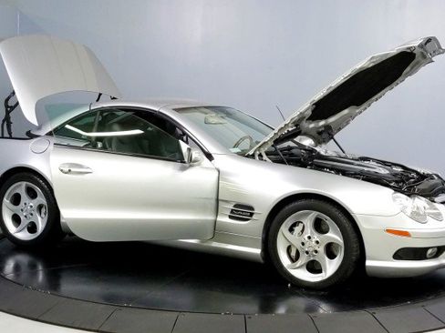 Used 2005 Mercedes-Benz SL 600 image 9
