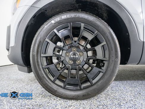 Used 2022 Kia Telluride SX w/ Nightfall Edition Package AWD/4WD image 48