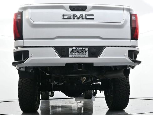 Used 2025 GMC Sierra 2500 Denali Ultimate image 49