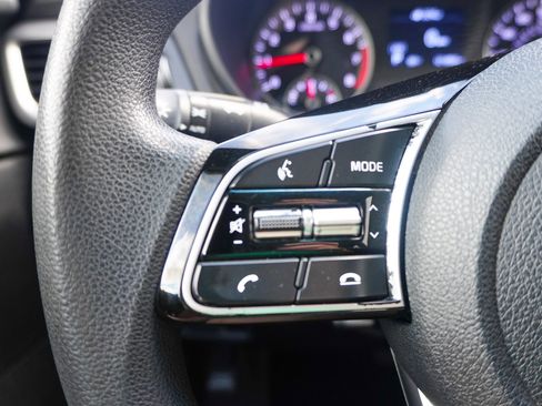 Used 2020 Kia Optima LX image 36