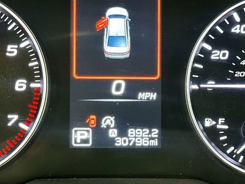 Used 2020 Subaru Legacy Premium AWD/4WD image 14