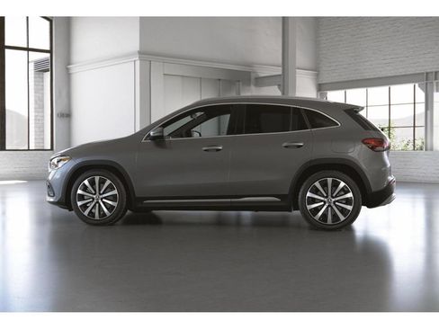 Used 2023 Mercedes-Benz GLA 250 4MATIC image 34