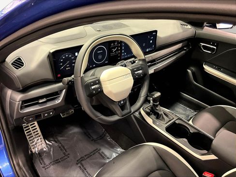 Certified 2025 Kia K4 GT-Line Turbo FWD image 17
