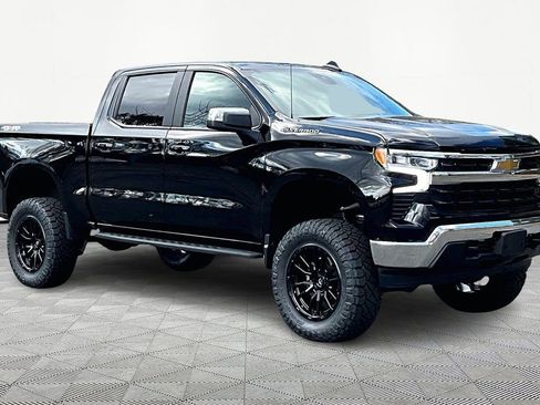 Used 2023 Chevrolet Silverado 1500 LT image 1