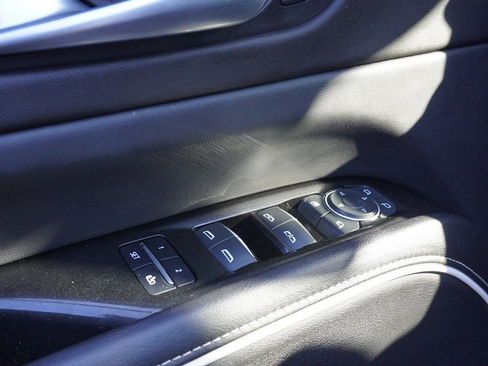 Used 2023 Cadillac Escalade Sport AWD/4WD image 44