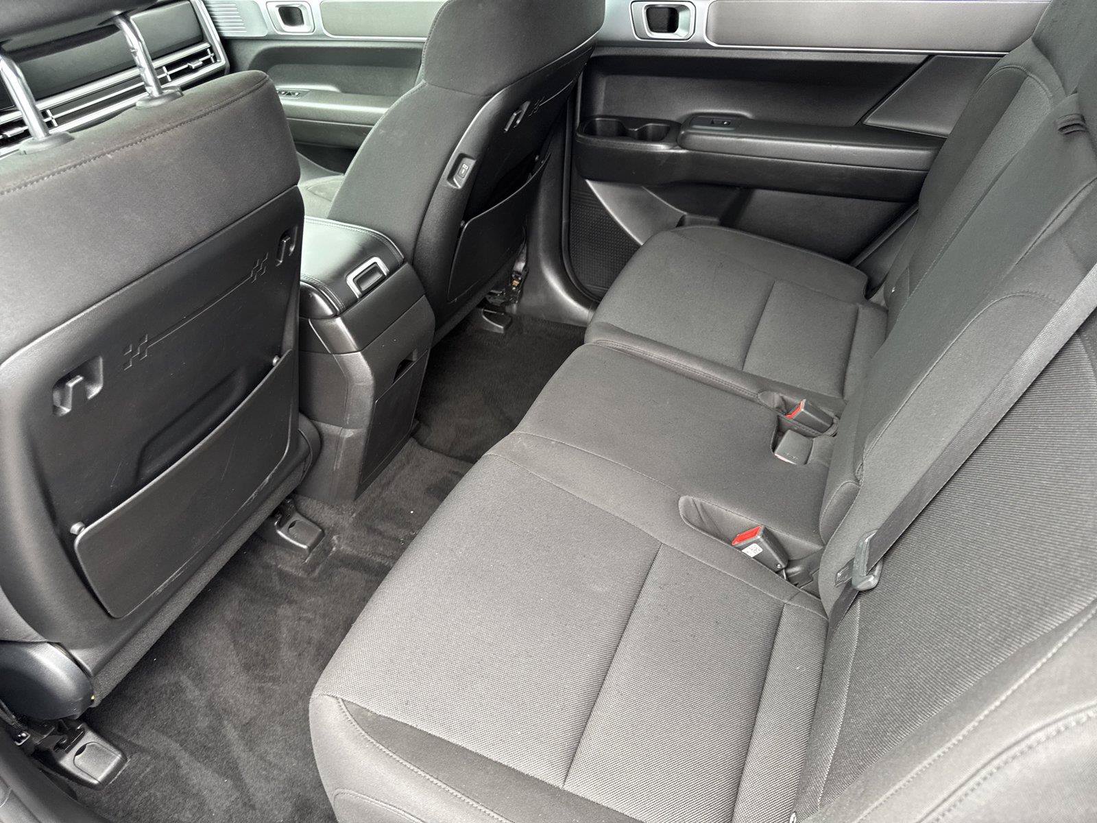 Used 2026 Hyundai Santa Fe SE FWD image 31