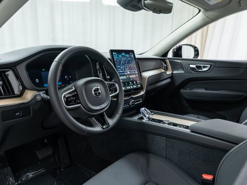 New 2026 Volvo XC60 B5 Plus w/ Climate Package AWD/4WD image 12
